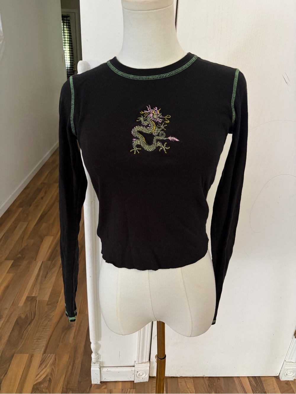 Brandy Melville Y2K Black Long Sleeve Dragon Embroidered Baby Graphic Tee, EUC